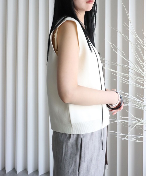 YENNA ベスト ジレ 「 2026 SS 新作 」ストラクチャードスリーブニット