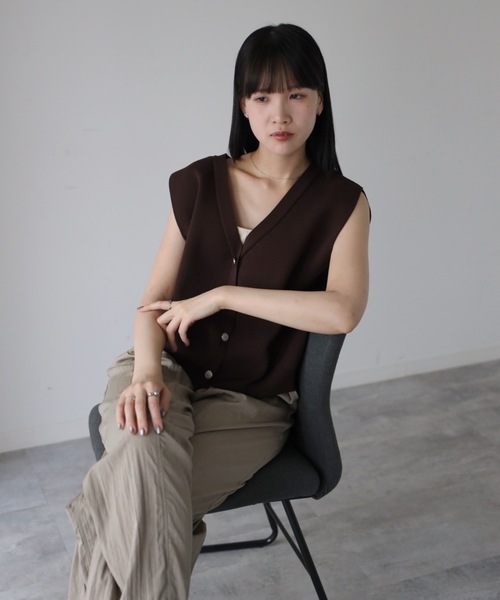 YENNA ベスト ジレ 「 2026 SS 新作 」ストラクチャードスリーブニット