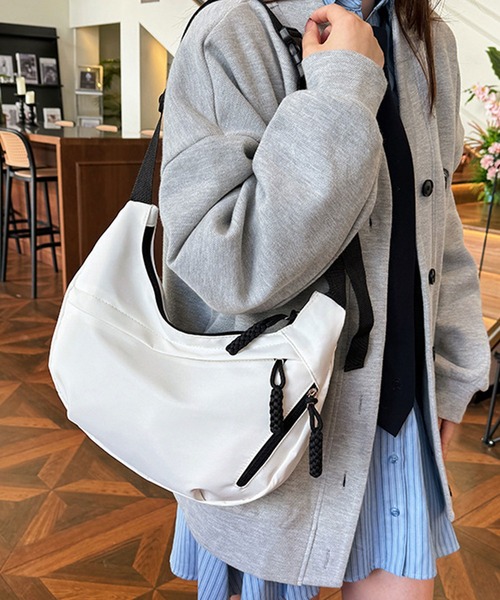 Dewlily ショルダーバッグ バッグ スポーティすぎない大人見え 軽量