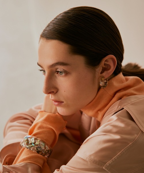 バングル 「(en)brace / エンブレイス」 ワイドシェルバングル wide