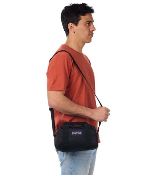 【送関込】  Jeans Sport Essentials ショルダー JANSPORT ショルダーバッグ WEEKENDER MINI DUFFEL（ジャン