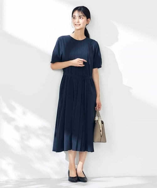 ワンピース 「洗える/ストレッチ」ベルト付フロントプリーツワンピースの画像