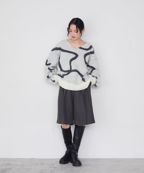 新品♡フォクシー カシミア　ホワイトガウチョパンツ　ハーフパンツ　ワイドパンツ 新品♡フォクシー カシミア ホワイトガウチョパンツ ハーフパンツ