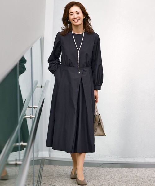 23区（ニジュウサンク） 長袖ワンピース 48 ベージュ レディース