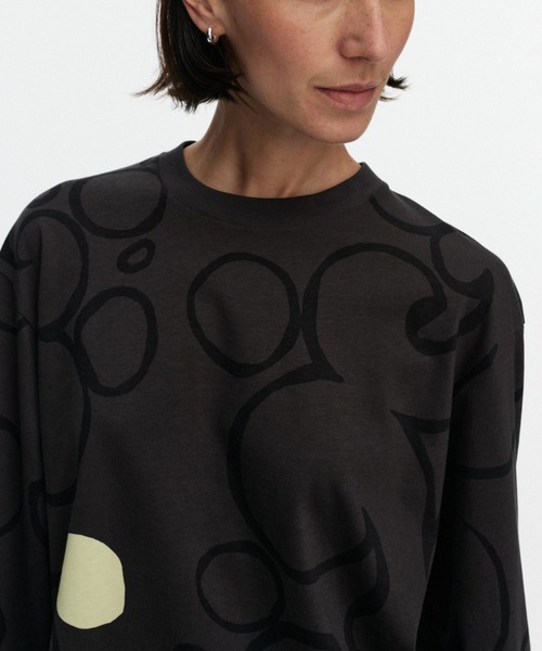 ♡週末限定お値下げ♡Marimekko 長袖Tシャツ　　XL marimekko（マリメッコ） tシャツ Valkea Keidas / shirt レディース