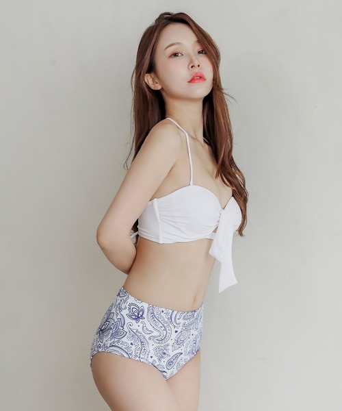ZIMMERMANN☆関税込み☆ワイリーベルト付きプリントバンドゥ水着 ZIMMERMANN☆関税込み☆ワイリーベルト付きプリントバンドゥ水着