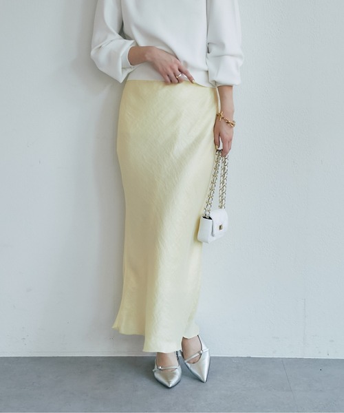 La boutique Bonbon（ラブティックボンボン） スカート きらきらサテン