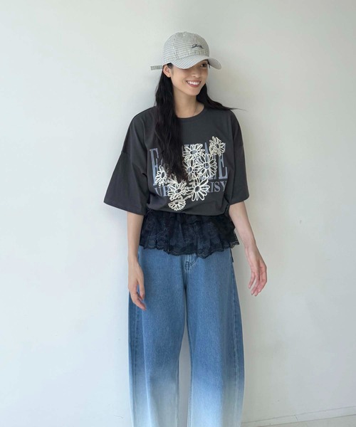 AS KNOW tシャツ フラワー刺繍重ねロゴプリント ビッグ