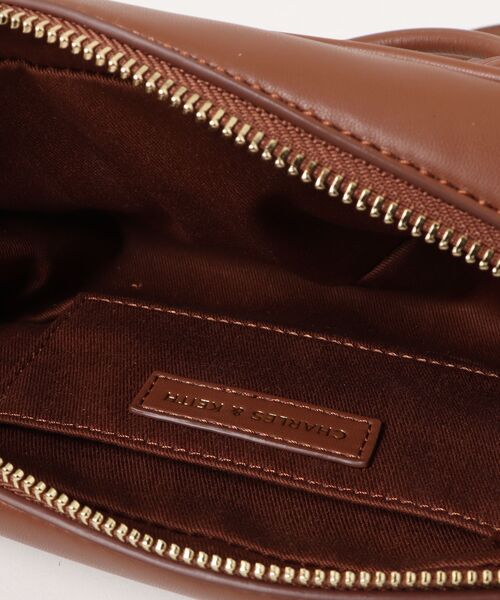 台湾 CHARLES&KEITH Sammie ジッパートートバッグ CHARLES & KEITH クラシックダブルハンドル トートバッグ 【再