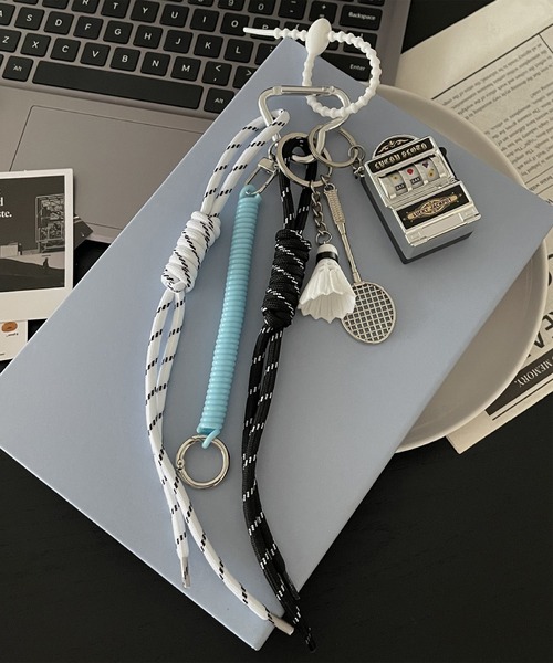 Revo. チャーム スロットモチーフ ハート カラビナ マルチチャーム