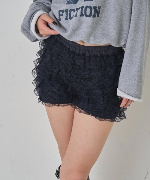 d.i.a. サイドリング　ショーパン　レース付き　新品未着用 WHO'S WHO gallery パンツ レースショートパンツ レディース