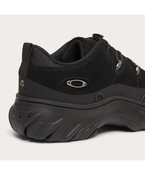 OAKLEY（オークリー） 防水 スニーカー OAKLEY Meridian Low Ext