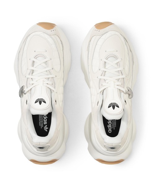 adidas（アディダス） スニーカー OZVENUZ W HQ2643 レディース