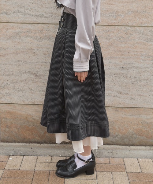 axes femme（アクシーズ ファム） スカート チェーン付ダブルボタン