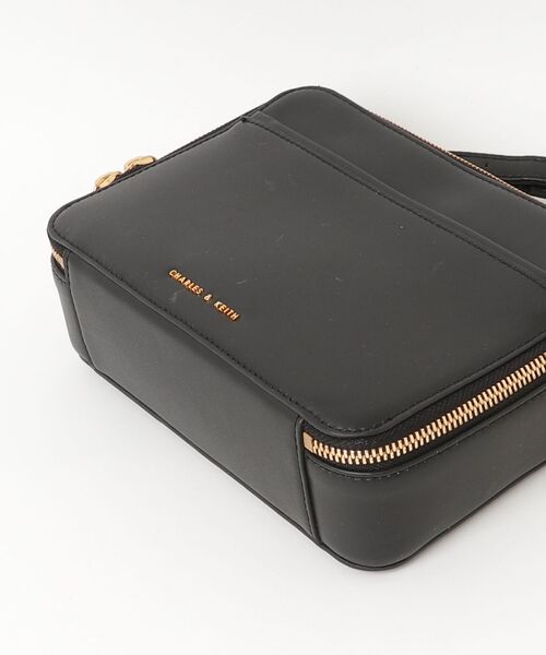 CHARLES ＆ KEITH（チャールズ&キース） 「CHARLES & KEITH