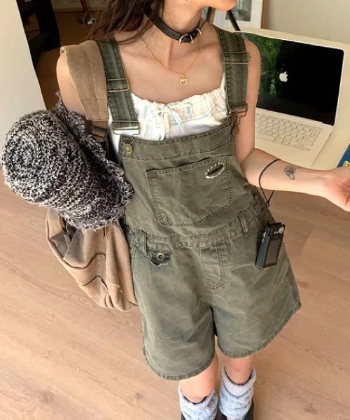 SHEENA（シーナ） サロペット オーバーオール ワンポイント刺繍ロゴ
