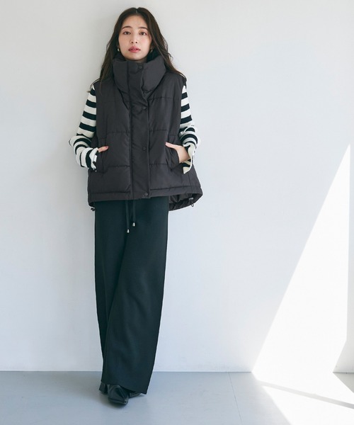 美品 ヒロコビス ハイネック ダウン風ベスト 上下ファスナー 黒 9 S〜M 美品 ヒロコビス ハイネック ダウン風ベスト 上下ファスナー 黒