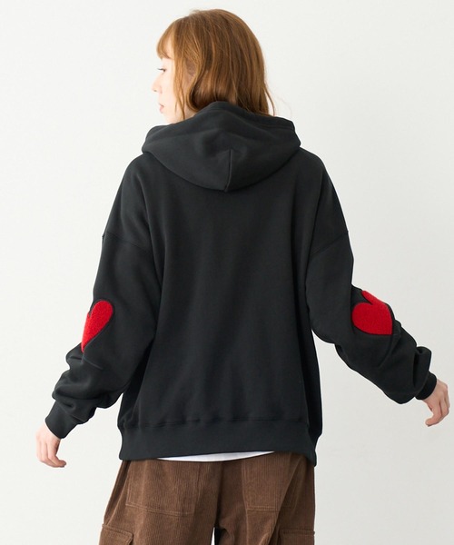 MILKFED. パーカー LOVE HEART ELBOW SWEAT HOODIE レディース