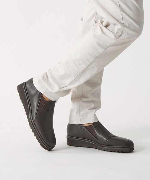 D'ICI（ディッシィ） スリッポン スクエアトゥ切り替えスリッポン