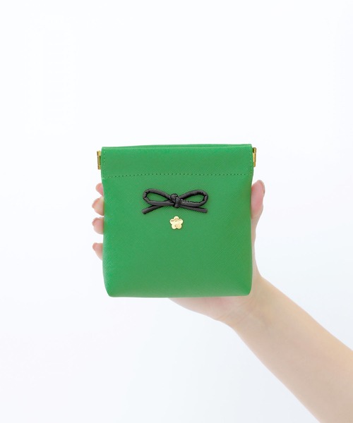 MARY QUANT（マリークヮント） ポーチ マリークワント サフィアーノ