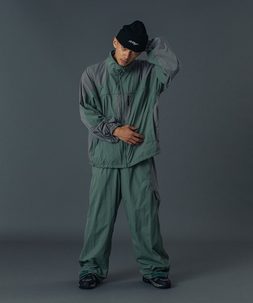 「XLARGE」 ナイロンブルゾン X-LARGE グレー メンズの画像
