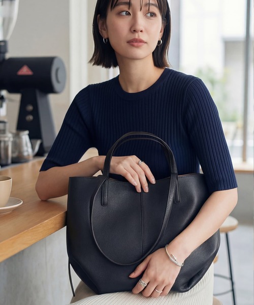 トートバッグ 「DELI by」ニュアンスフォルムレザートート レディースの画像