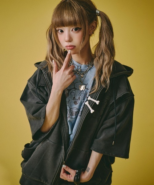 GALFY（ガルフィー） パーカー GALFY/ガルフィー/穴の向こうにわん