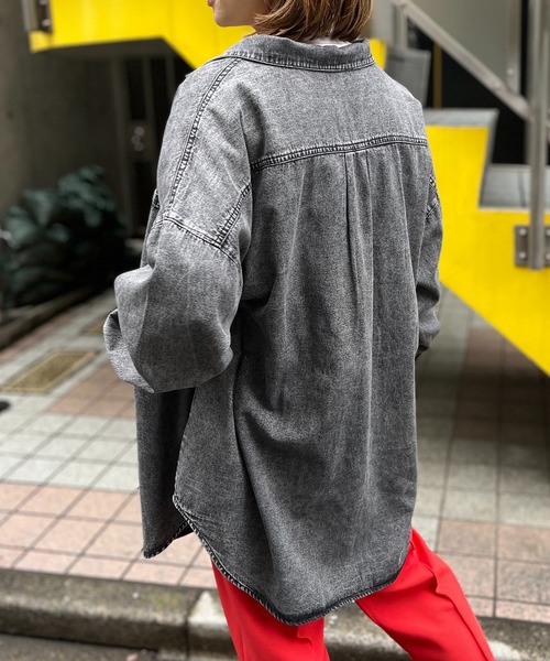 シャツ ブラウス 刺繍入りビッグデニムシャツ レディース : 72053361 