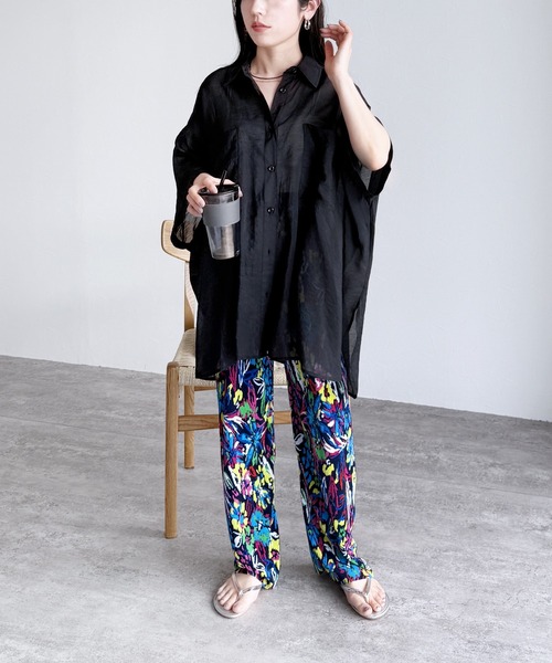 LAURA ASHLEY フラワープリントプリーツパンツ LAURA ASHLEY フラワープリントプリーツパンツ LAURA ASHLEY
