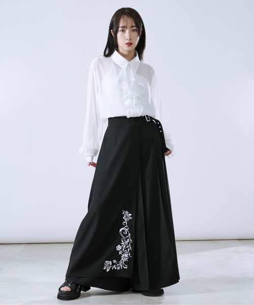 LABROS ブラック ワイドパンツ 花刺繍 Ellno Loset（エルノロゼット） ワイドパンツ パンツ フラワー刺繍