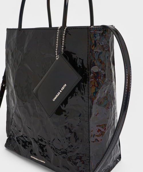★CHARLES&KEITH★Matina Ruffled Toteトートバッグ/送料込 CHARLES ＆ KEITH トートバッグ Matina ラージマチナ パテント