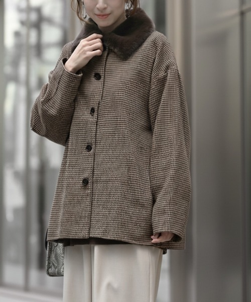 HUG.U（ハグユー） ブルゾン アウター ファー襟千鳥格子ジャケット
