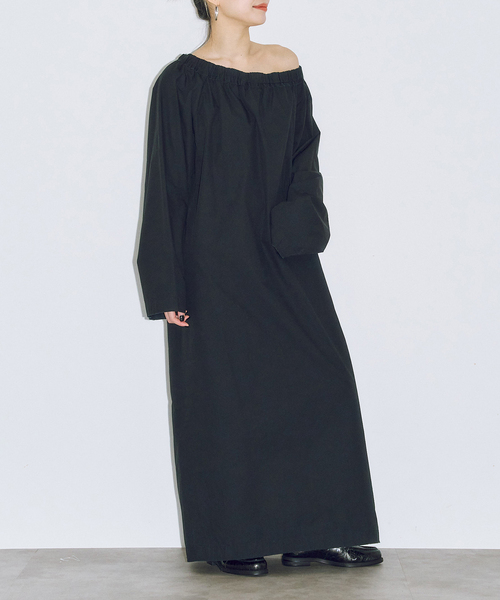 ワンピース OFF SHOULDER DRESS : ワンピース