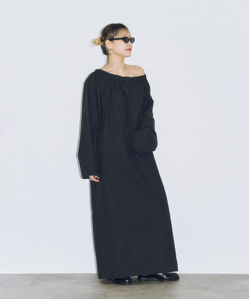 ワンピース OFF SHOULDER DRESS : ワンピース