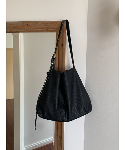 フェイクレザー　ショルダーバッグ ショルダーバッグ バッグ フェイクレザーショルダーバッグ レディース