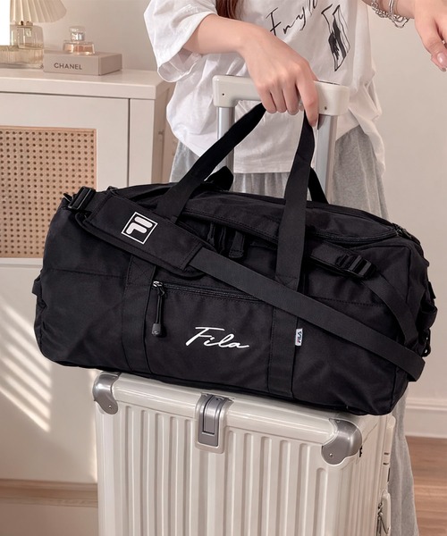 ボストンバッグ 「FILA/フィラ」 別注 ミニ 筆記体 ロゴ 3way ボストンバッグ リュック ショルダーバッグ 大容量 47Lの画像