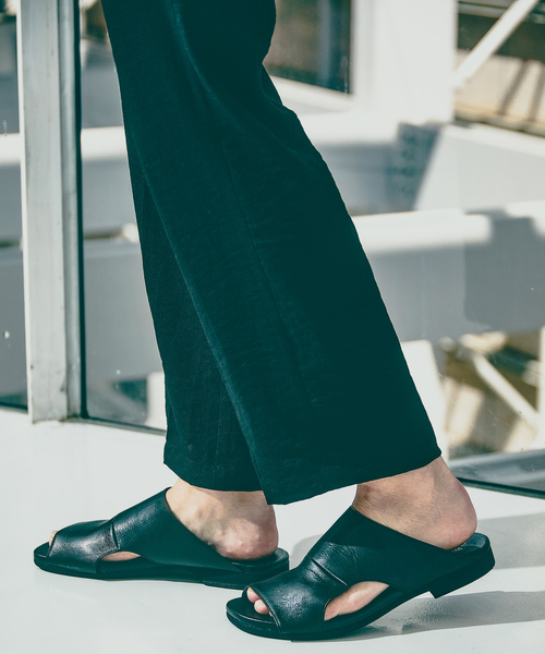 alfredoBANNISTER（アルフレッドバニスター） サンダル 「WRAP SHOES