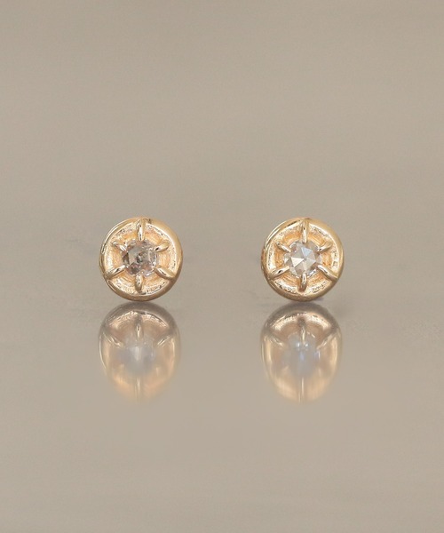 ノワールドプーペ　k10 一粒ダイア　ピアス ノワールドプーペ k10 一粒ダイア ピアス NOIR DE POUPEE（ノワールド