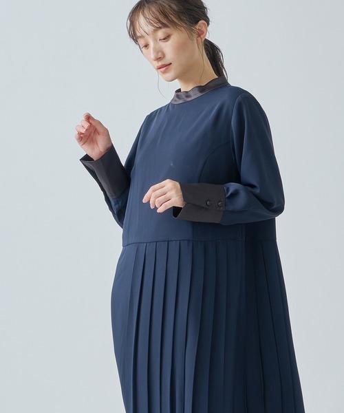WHYTO ワンピース 「WHYTO. / ホワイト」 ASYMMETRY PLEATS DRESS
