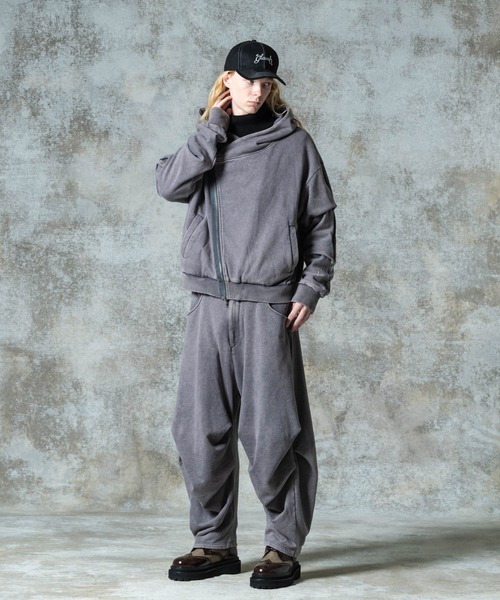 glamb（グラム） パンツ Distorted Tuck Pants / ディストーテッド