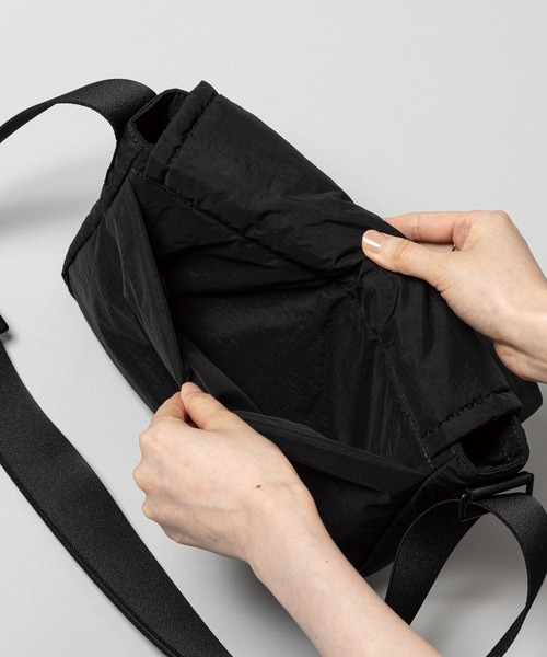 ショルダーバッグ バッグ 「kuros'オリジナル」「ONLINE限定」ふかふか