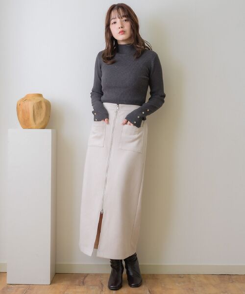 サイドスリットハイウエストタイトスカート白アイボリー新品オフホワイトの通販 by M｜ラクマ レトロガール RETRO GIRL タイトスカート ロング丈 無地 スリット M オフホワイト SY32 MO レディース