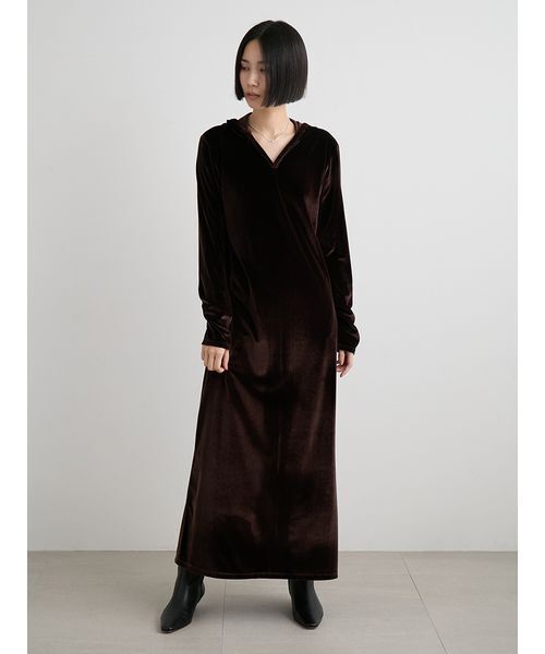 MIESROHE（ミースロエ） ワンピース ベロアリラクシングフーディ