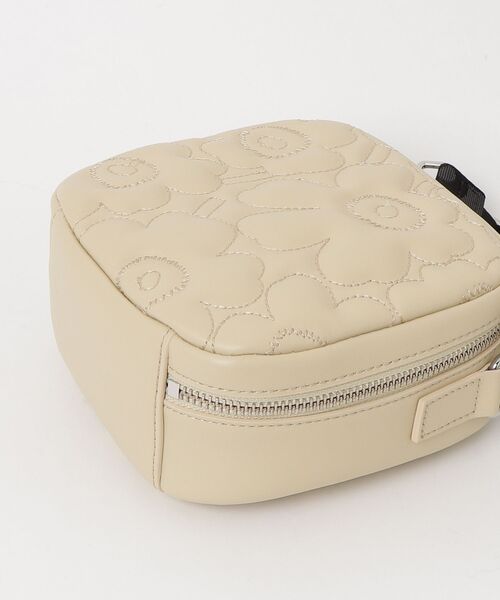 【未使用】Baby Gratha Unikko ショルダーバッグ marimekko（マリメッコ） ショルダーバッグ ウニッコ Baby Gratha