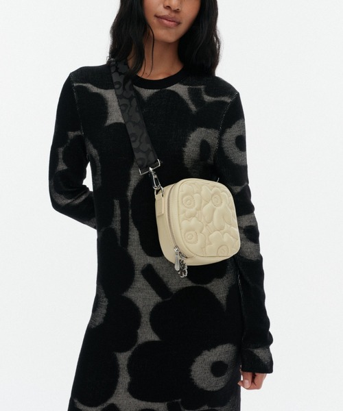 美品　マリメッコ　Baby Gratha ショルダーバッグ marimekko（マリメッコ） ショルダーバッグ バッグ Baby Gratha Unikko