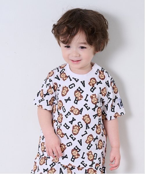 XLARGE KIDS（エクストララージ キッズ） tシャツ 総柄ファニーゴリラ