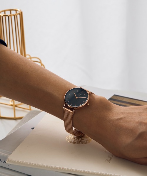Daniel Wellington アナログ FREE ブラック 5枚目