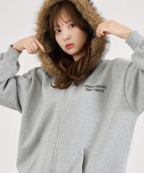 shrita（シュリータ） パーカー ファーフードジップパーカー キッズ