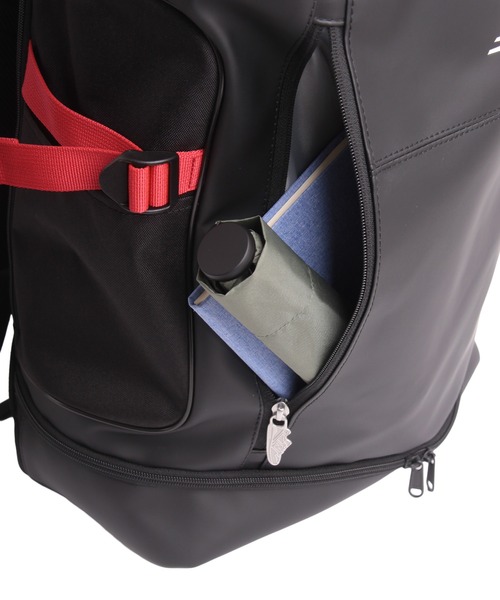 New Balance（ニューバランス） デイバック リュック 32L PUレザー