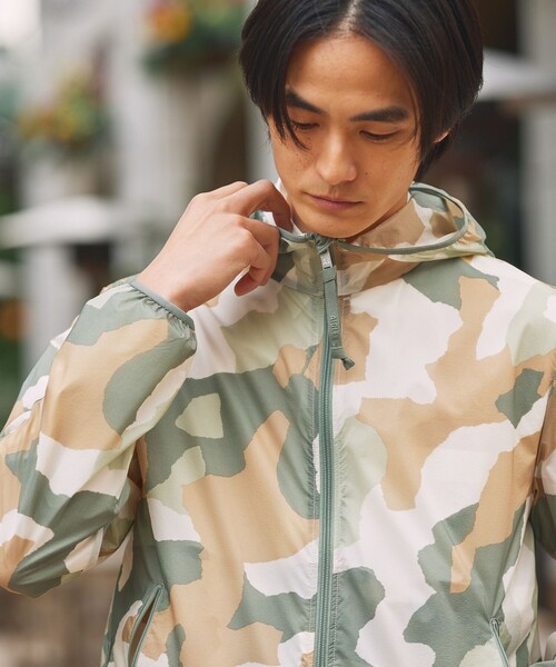 AIGLE（エーグル） ナイロンジャケット 超軽量 撥水 プリント